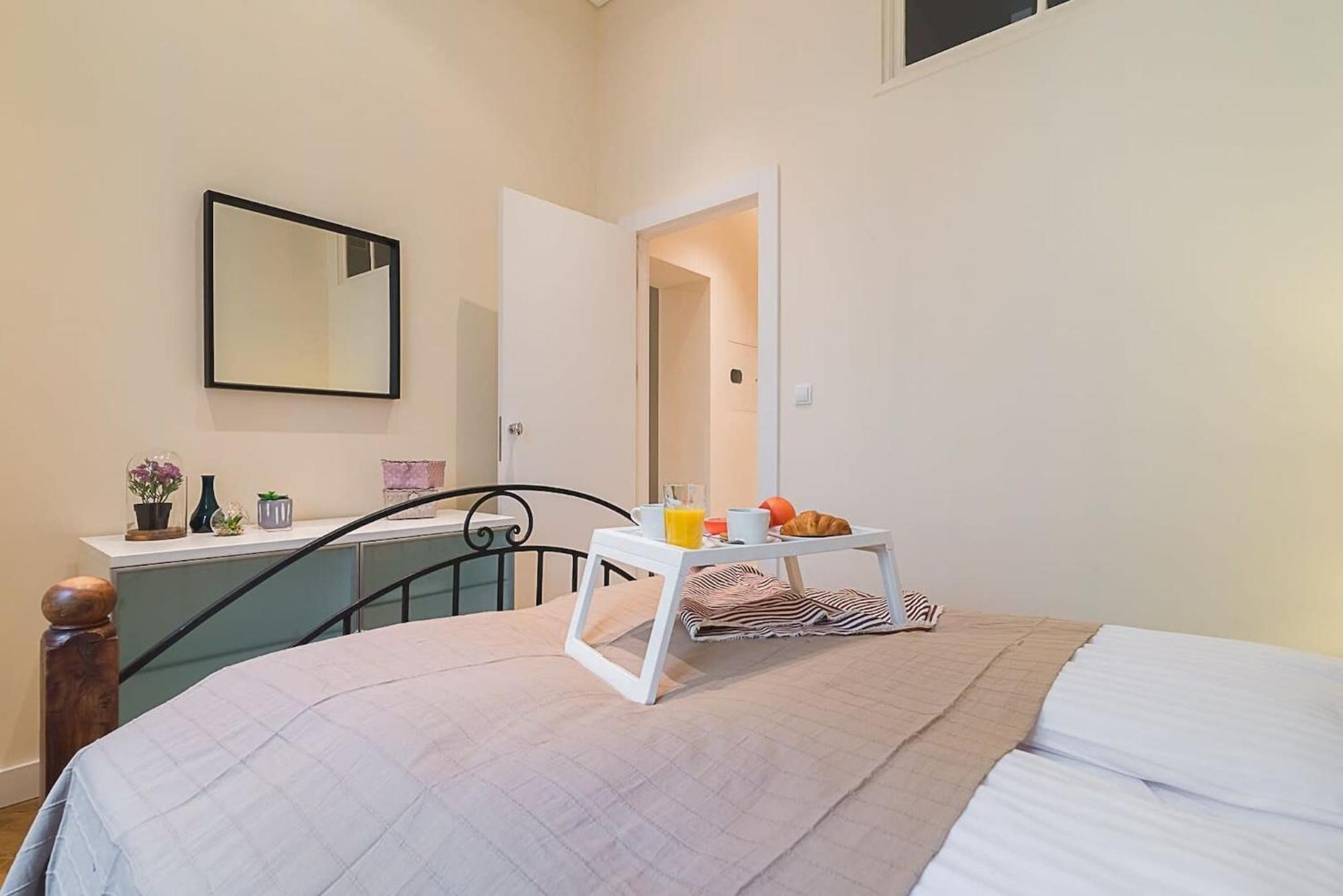 Rent Like Home - Hoza 39 Warsaw Exterior photo