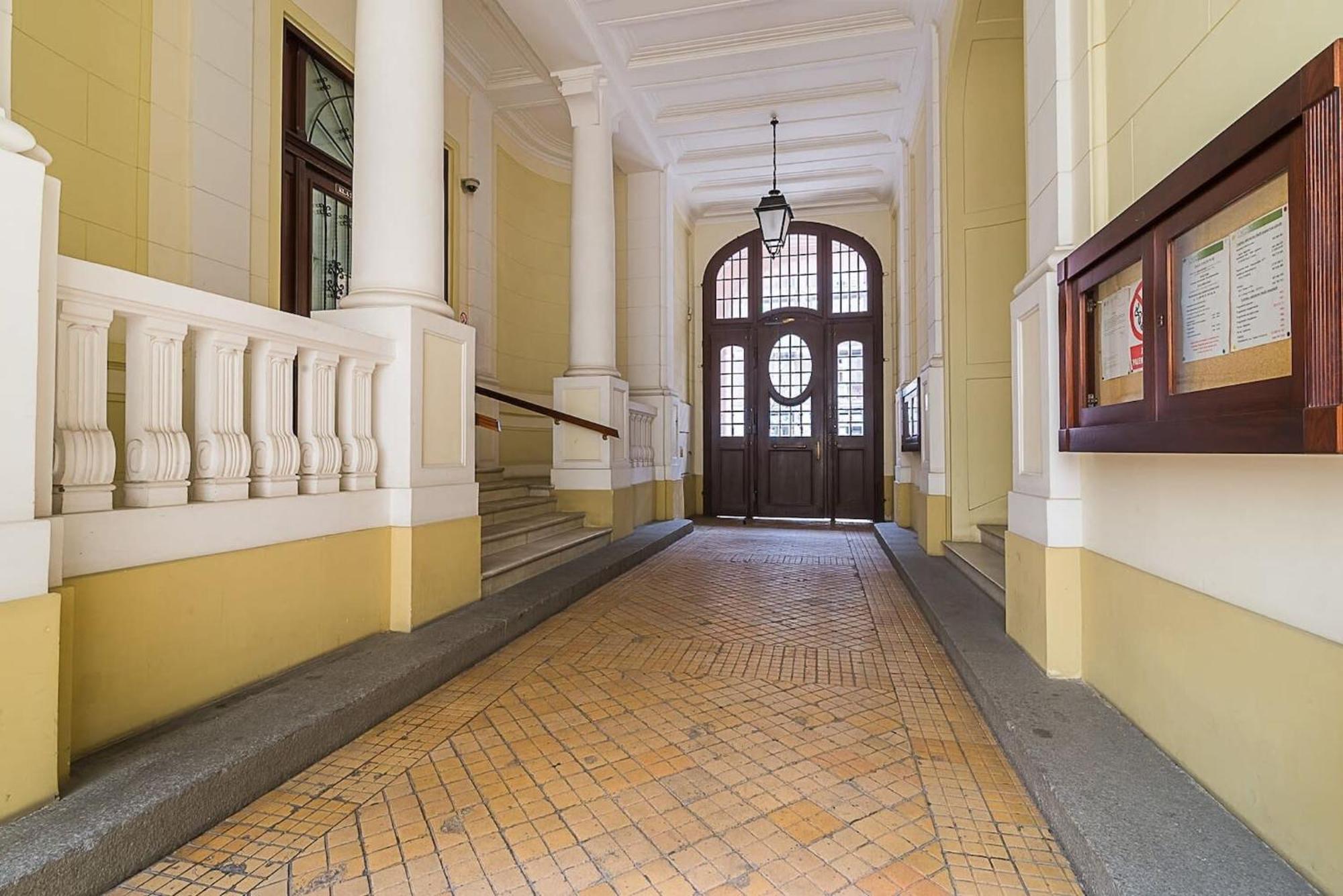 Rent Like Home - Hoza 39 Warsaw Exterior photo